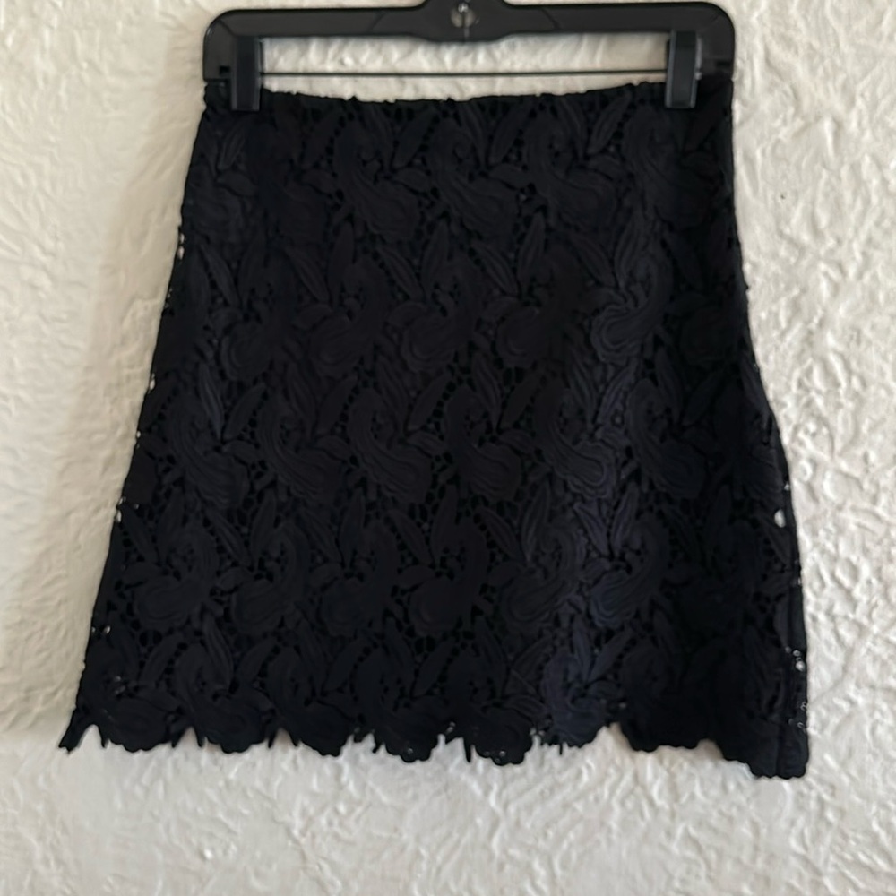 Express Black Guipere Lace A-Line Mini Skirt NWT 4